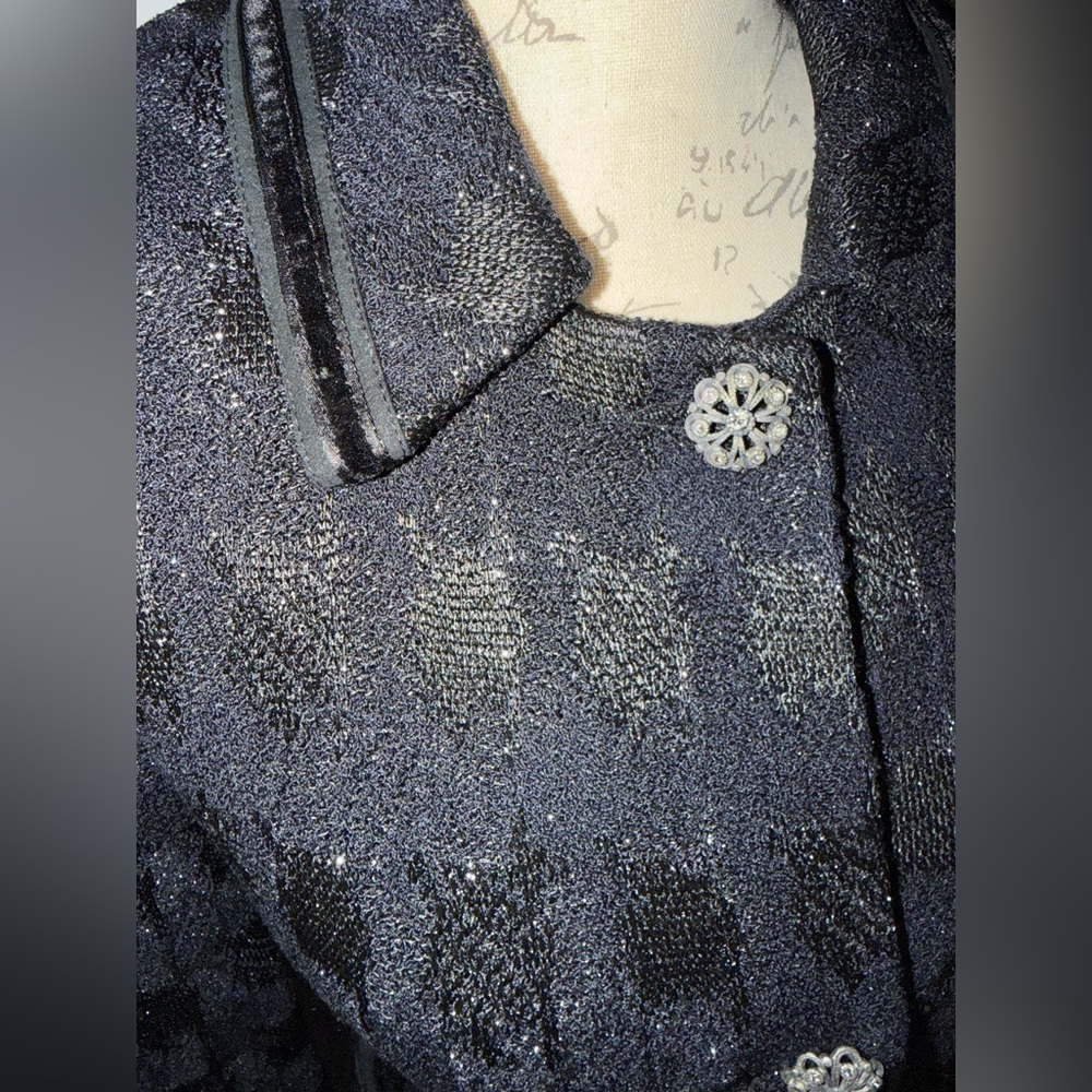 St. John Black Metallic Houndstooth Skirt Suit - Picture 4 of 6